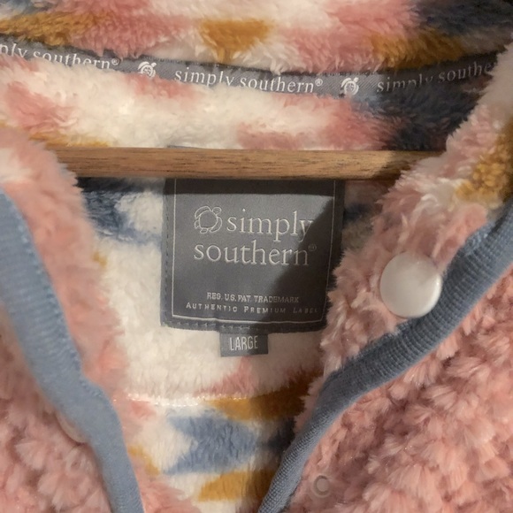 Simply Southern fleece pullover - Picture 3 of 4